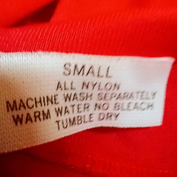 Shadowline Small Cap Sleeve Gown-Bright Red-100% Nylon-Vintage-Lace-USA Made - Picture 7 of 8